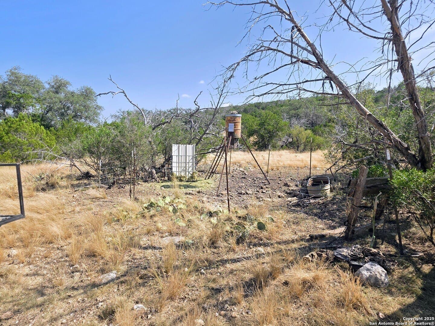 72.54 acres in Edwards County - photo 12