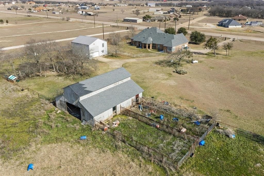 10.26 acres in Ellis County - photo 8