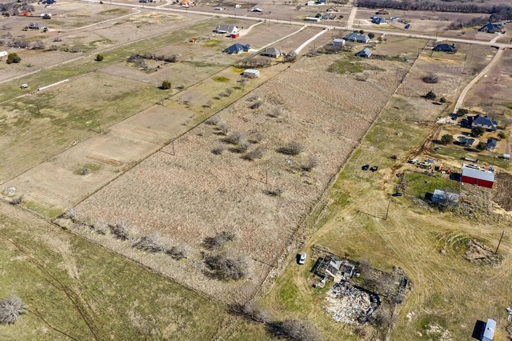 10.26 acres in Ellis County - photo 4