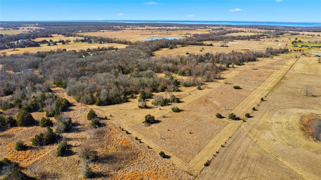 16.01 acres in Hopkins County - photo 2