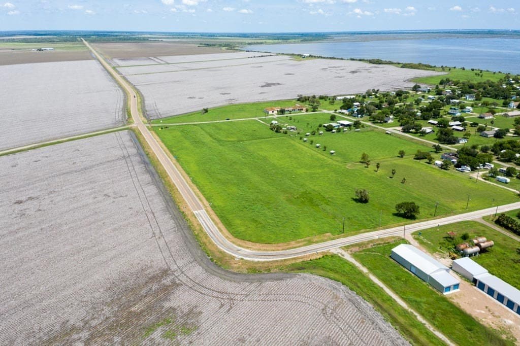 0.59 acres in Refugio County - photo 27