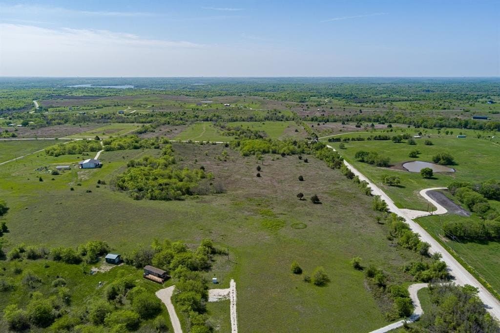 20.58 acres in Cooke County - photo 6