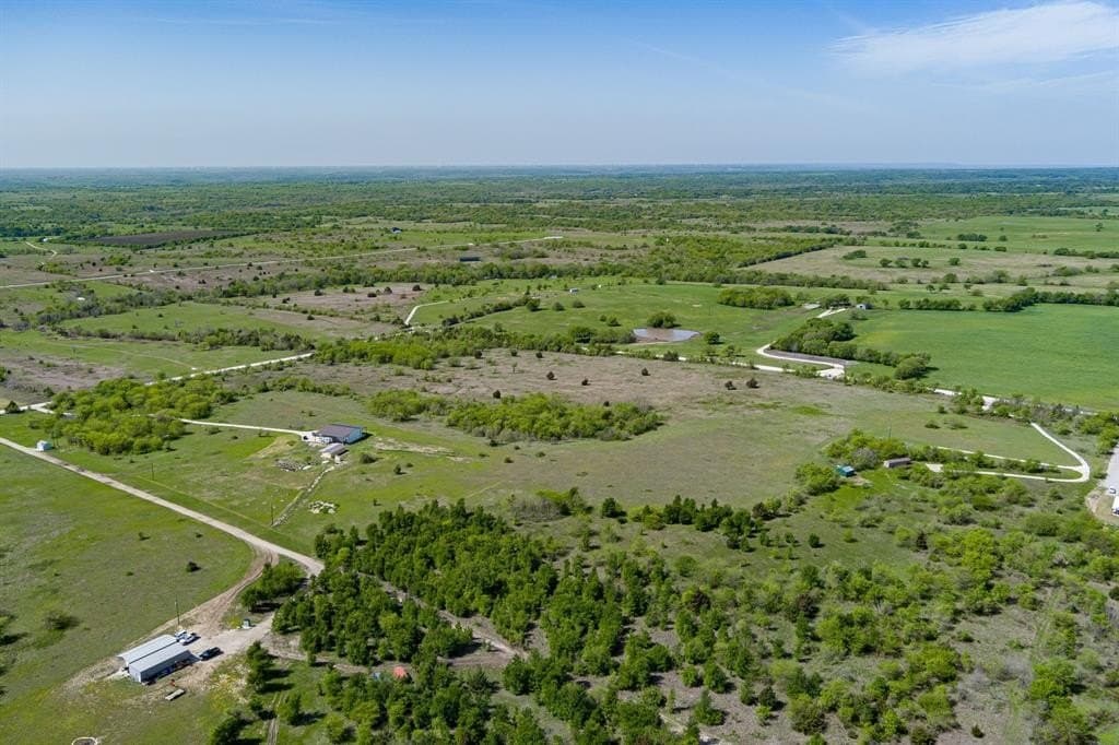 20.58 acres in Cooke County - photo 5