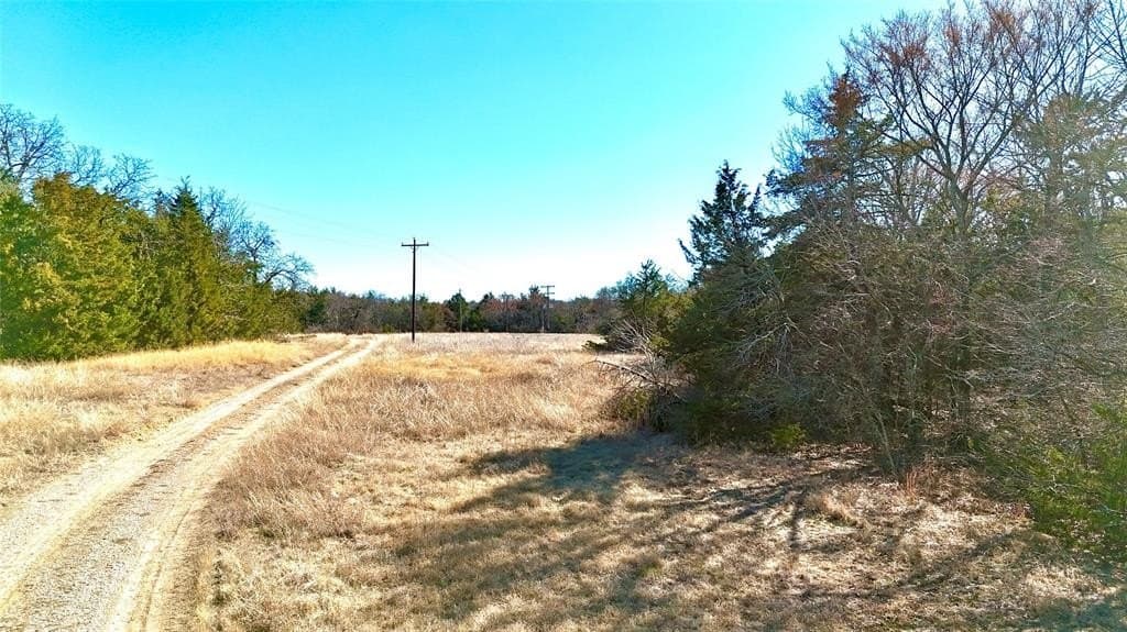 88 acres in Cooke County - photo 18
