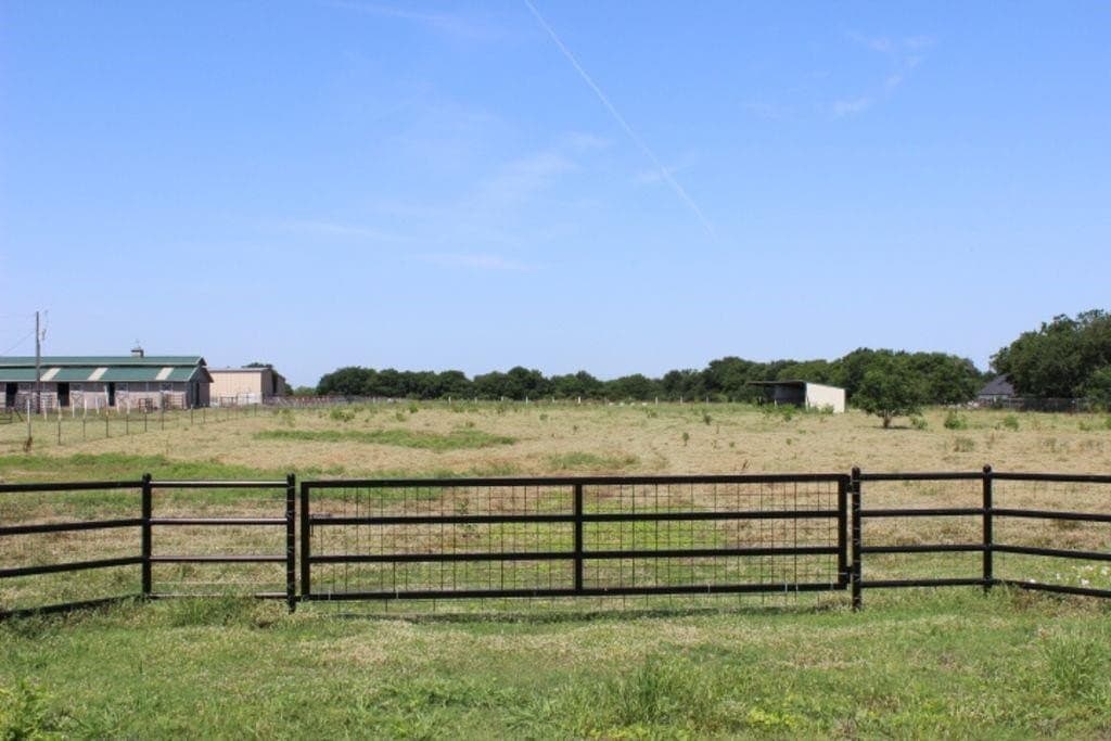 5.2 acres in Grayson County - photo 3