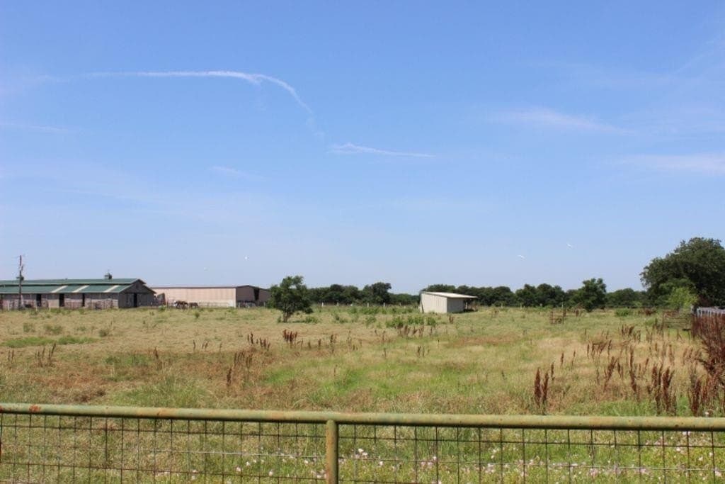 5.2 acres in Grayson County - photo 30