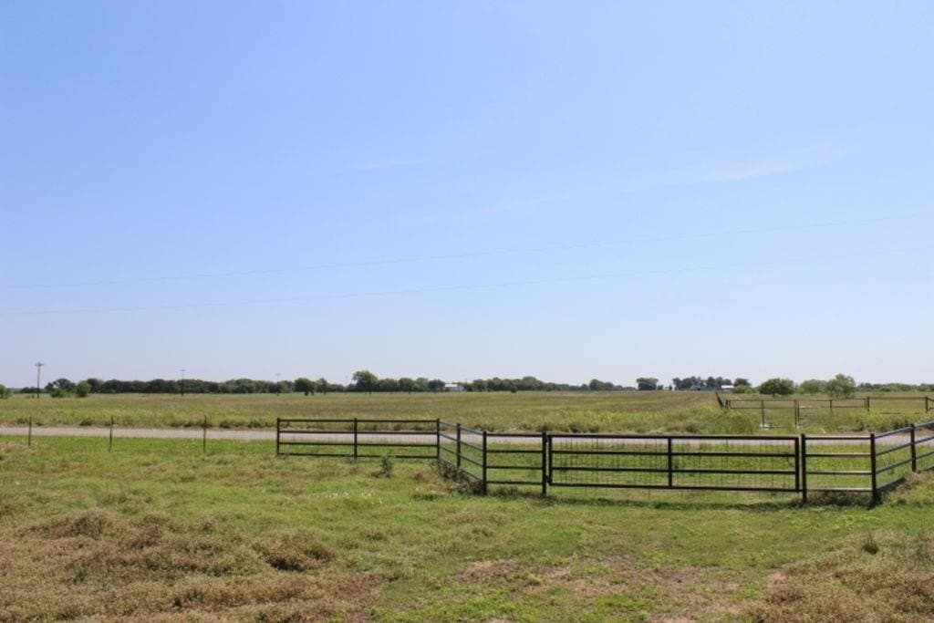 5.2 acres in Grayson County - photo 7