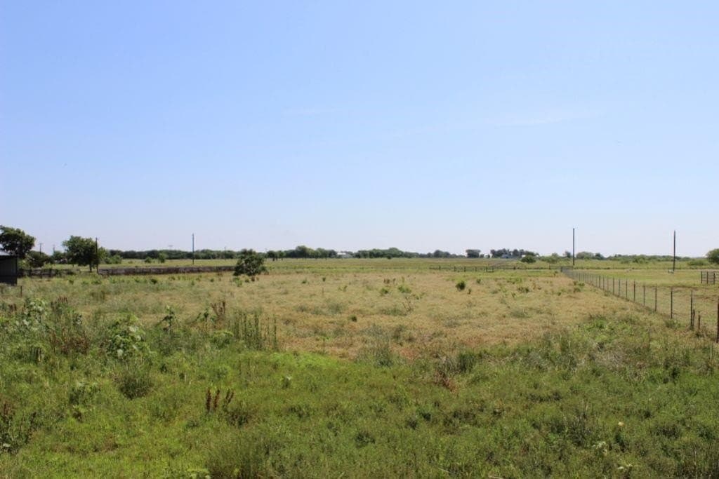 5.2 acres in Grayson County - photo 20