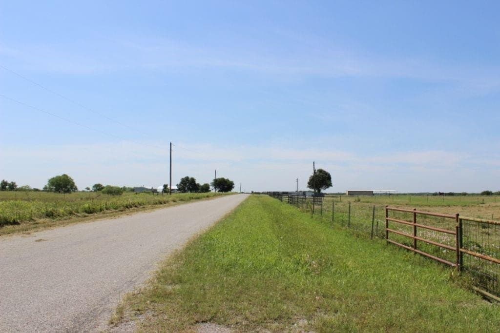 5.2 acres in Grayson County - photo 29