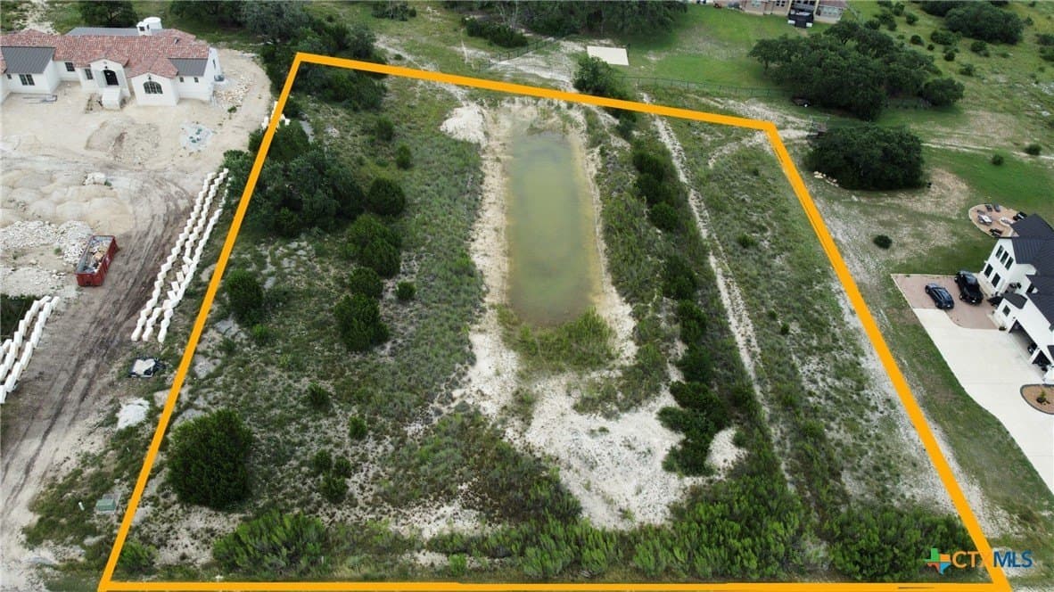 2.15 acres in Comal County - photo 6