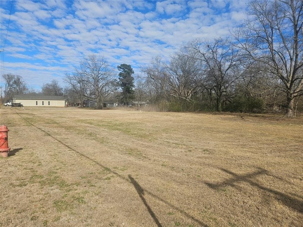 0.6 acres in Red River County - photo 2