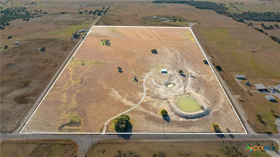 32.18 acres in Williamson County - photo 4