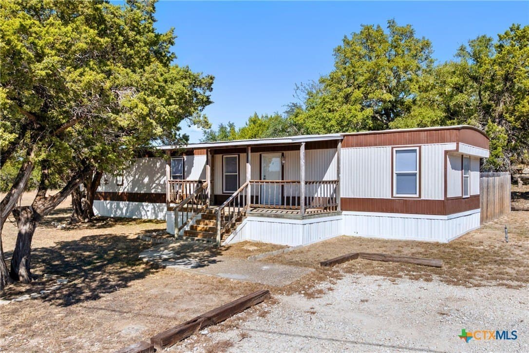 20.58 acres in Comal County - photo 14