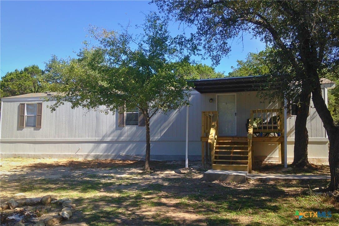 20.58 acres in Comal County - photo 18