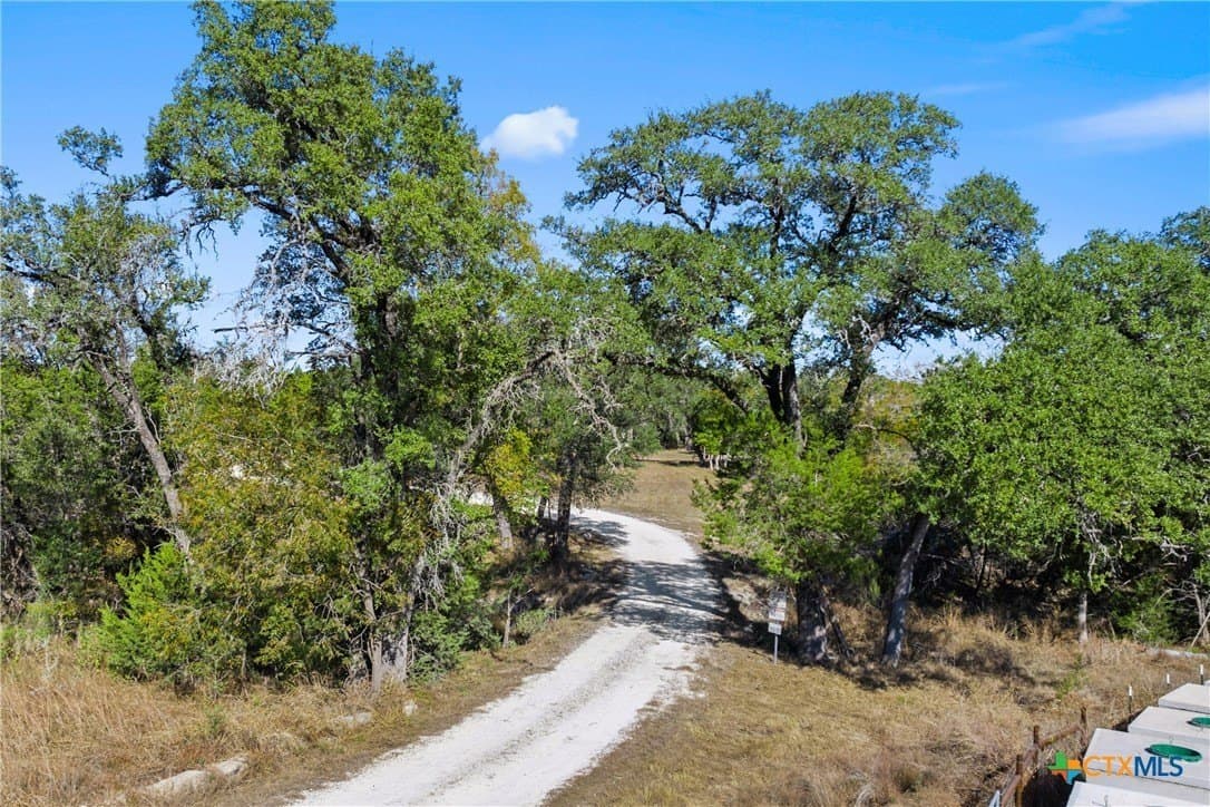 20.58 acres in Comal County - photo 27
