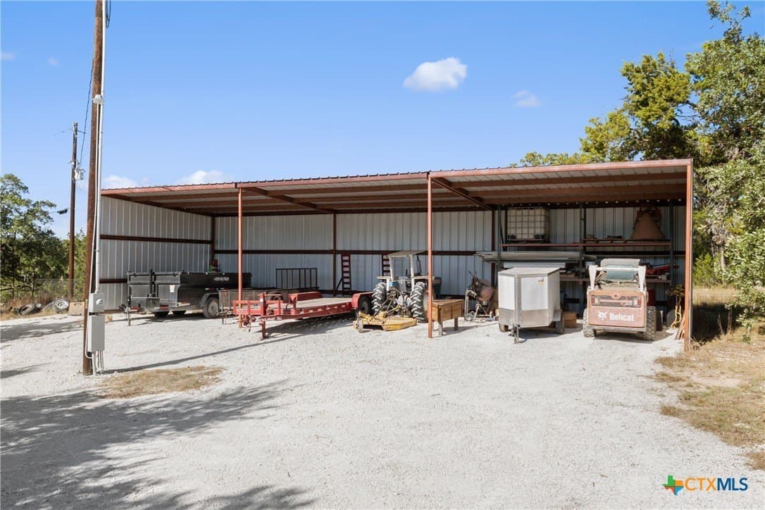 20.58 acres in Comal County - photo 25