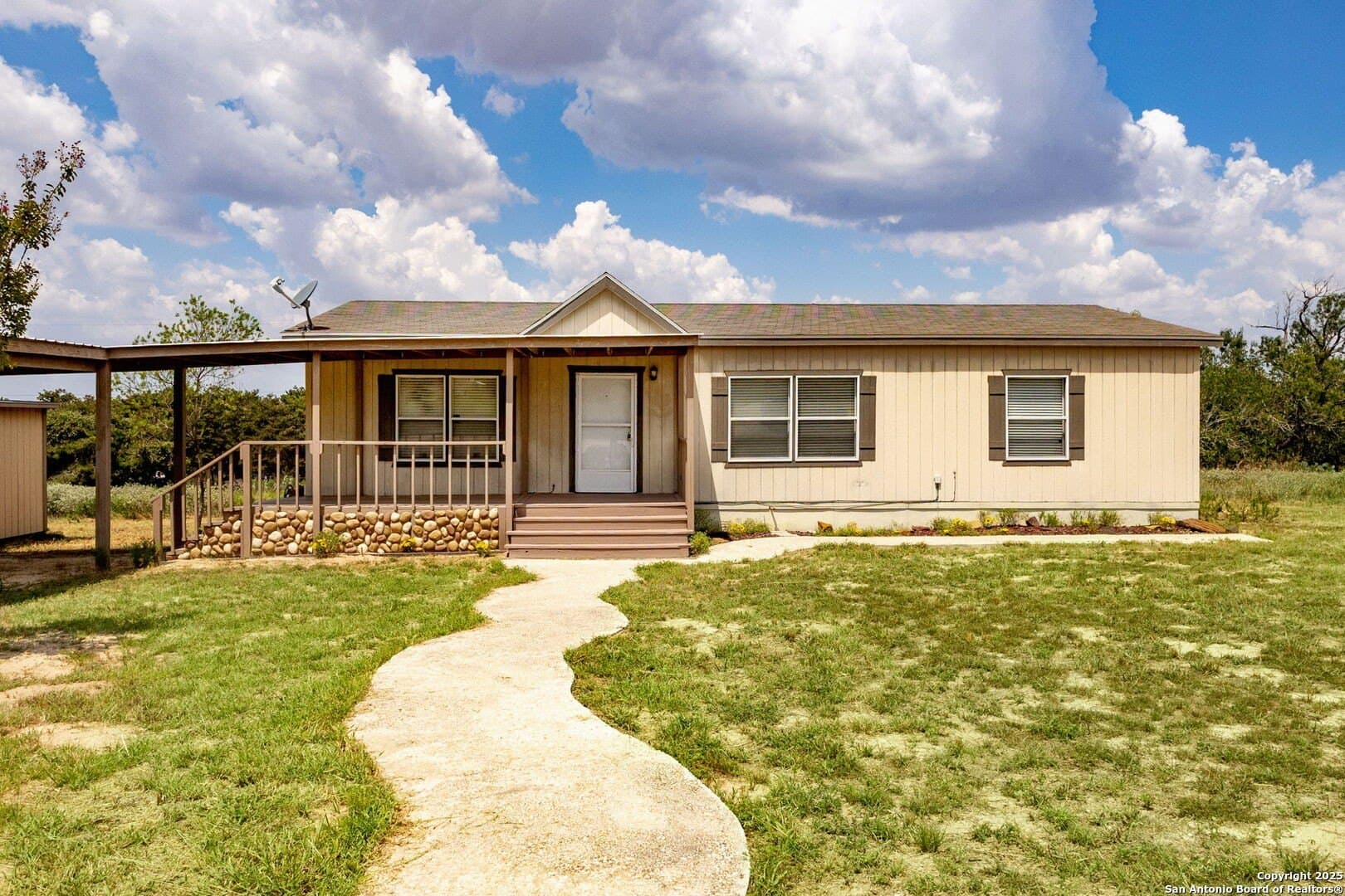 646 Old Colony