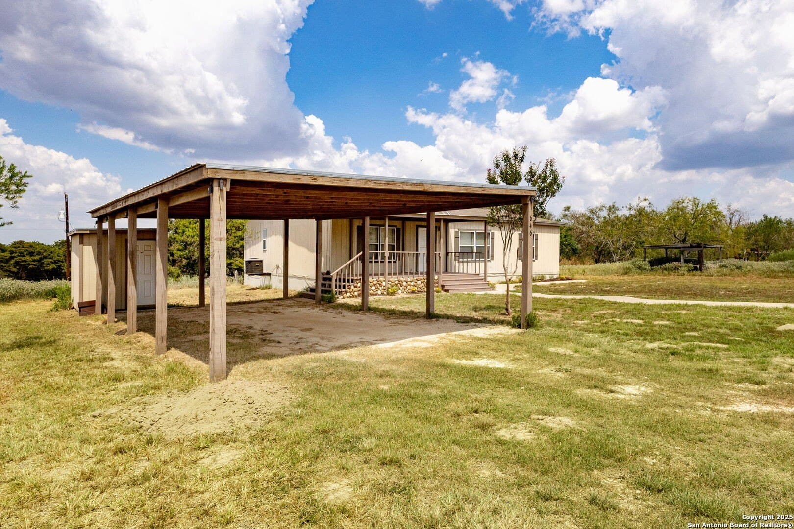 10 acres in Guadalupe County - photo 3