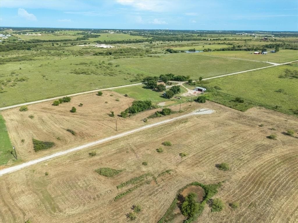 2 acres in Montague County - photo 26
