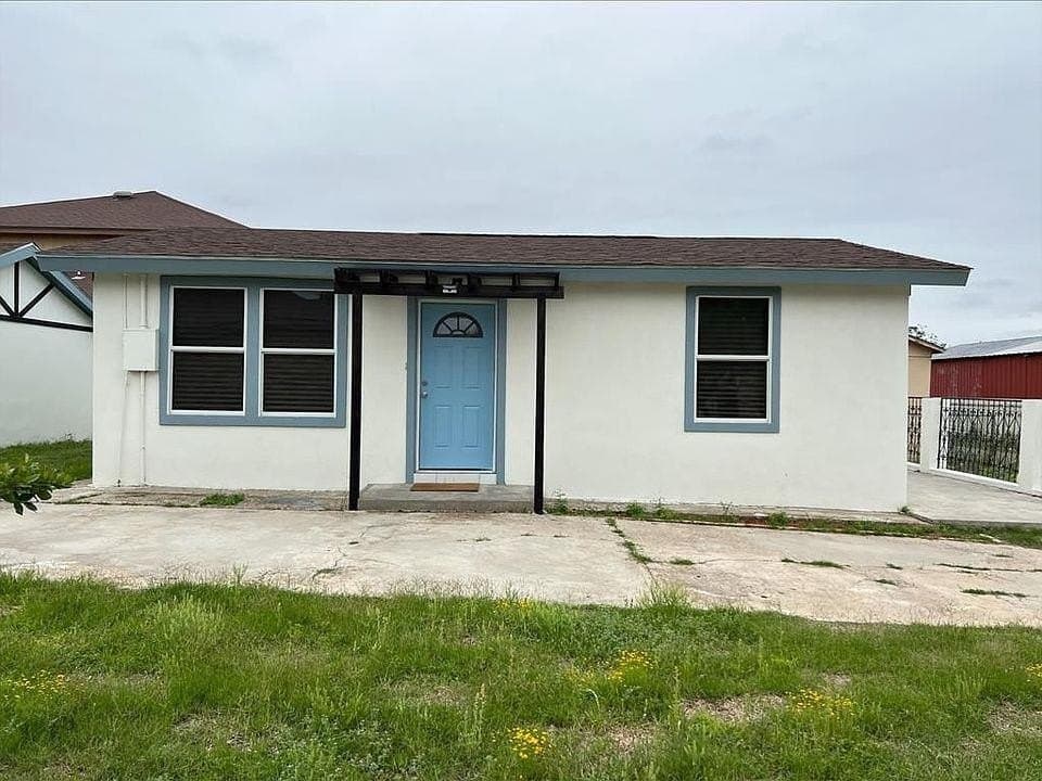 3170 Sueno Circle Rear