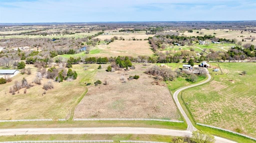 4.69 acres in Cooke County - photo 6