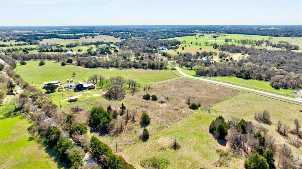 4.69 acres in Cooke County - photo 9