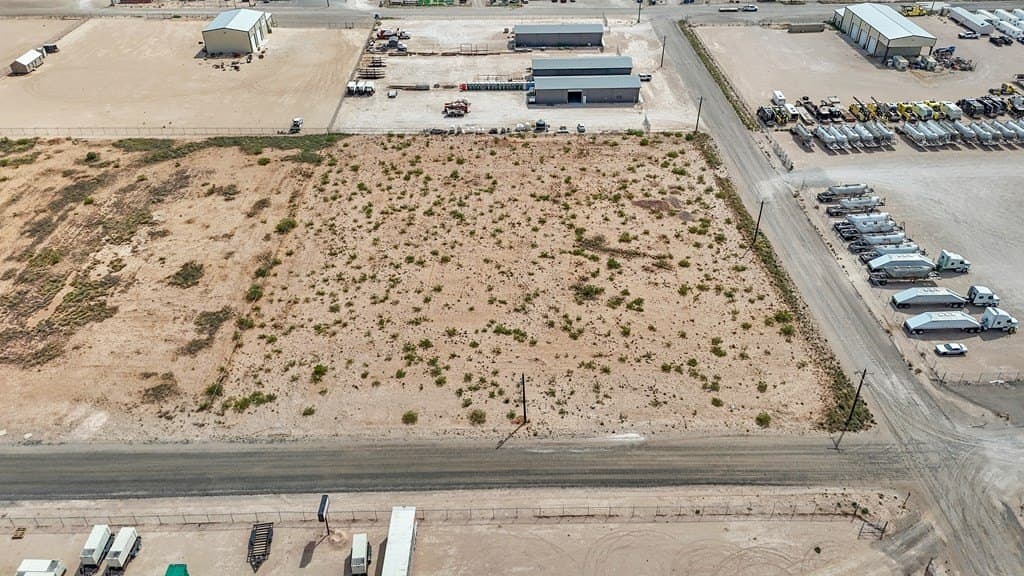 3.25 acres in Midland County - photo 8