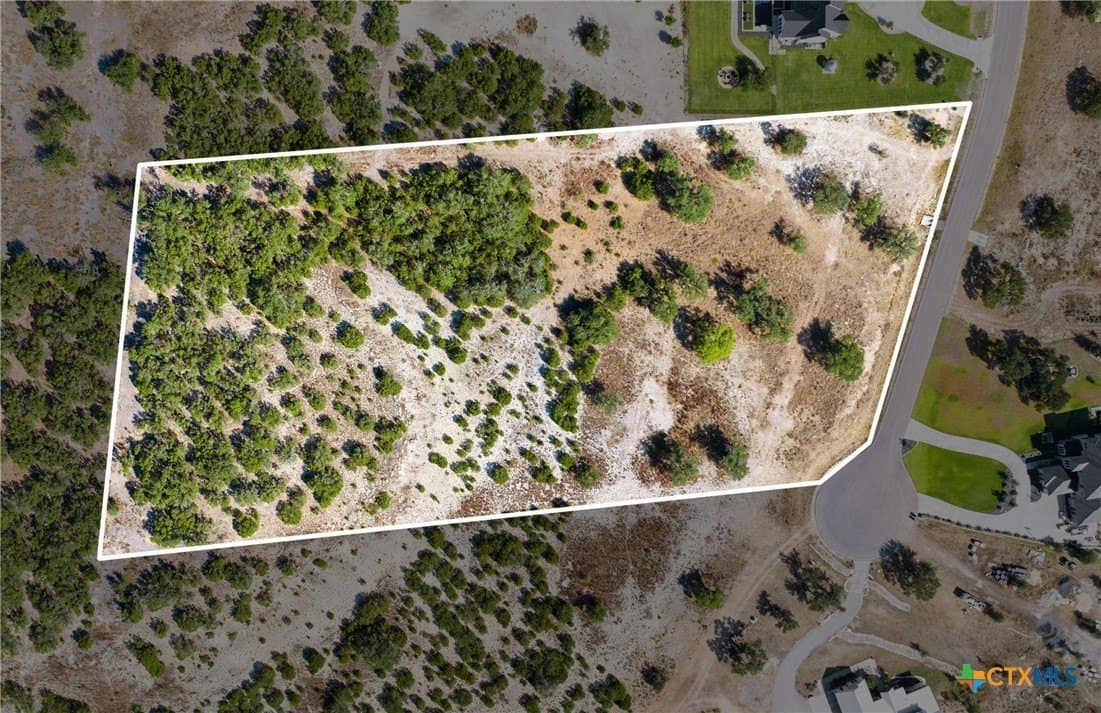 5.01 acres in Blanco County - photo 2
