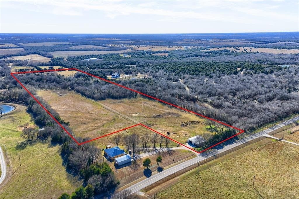 21.61 acres in Hunt County - photo 5