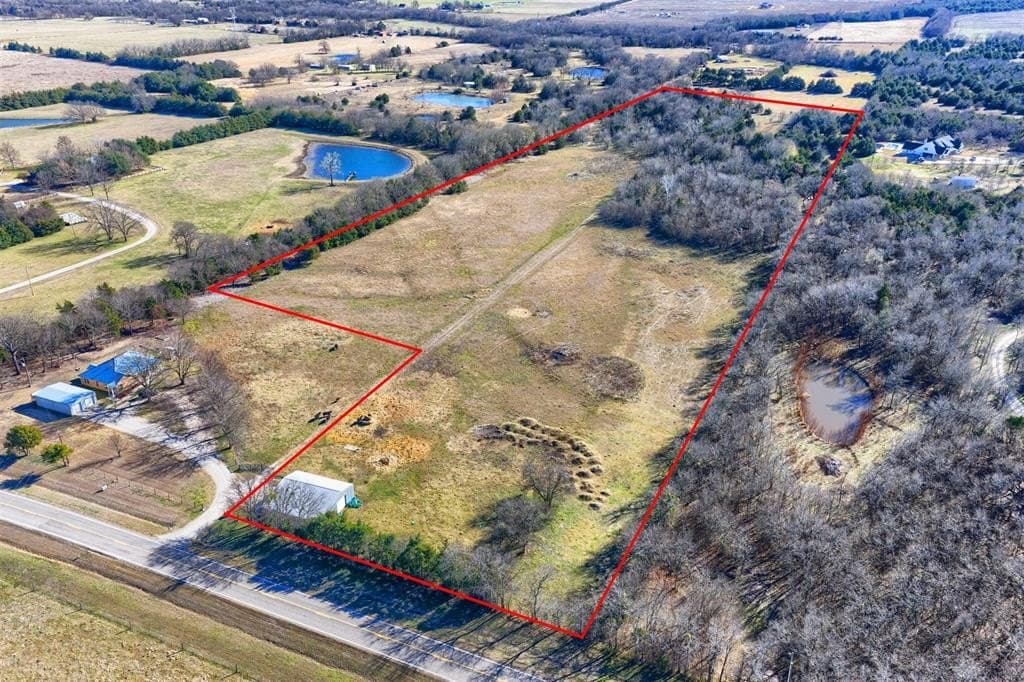 21.61 acres in Hunt County - photo 2