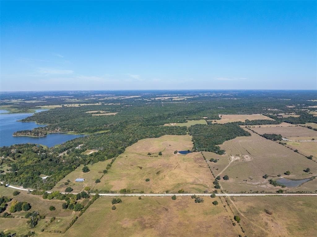 325 acres in Limestone County - photo 20