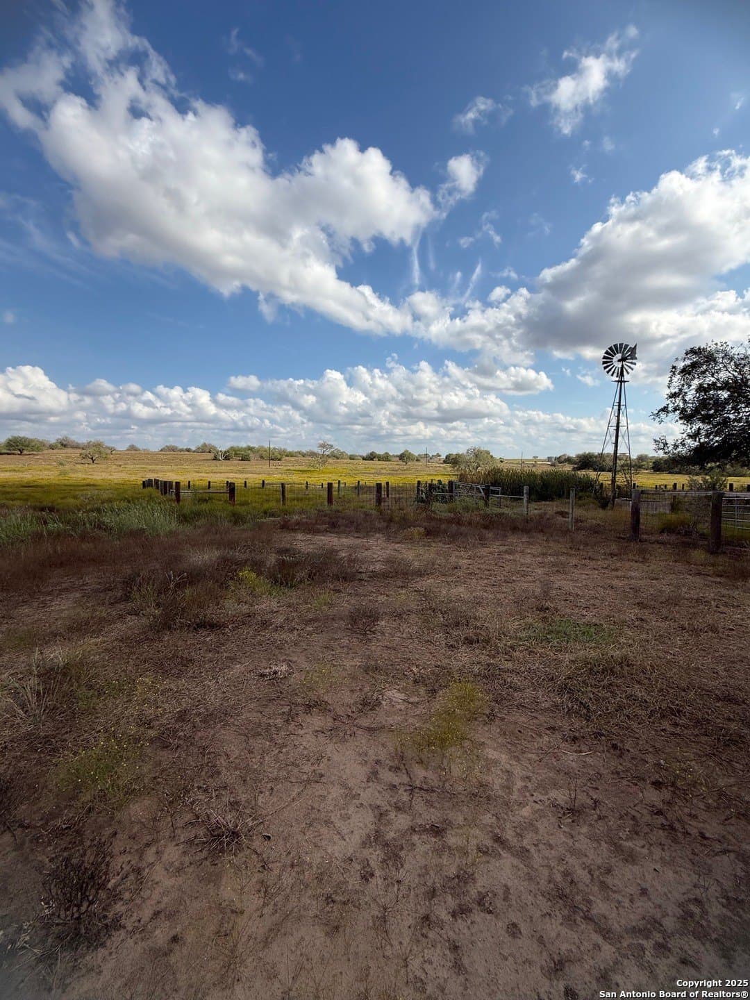 108.19 acres in De Witt County - photo 22