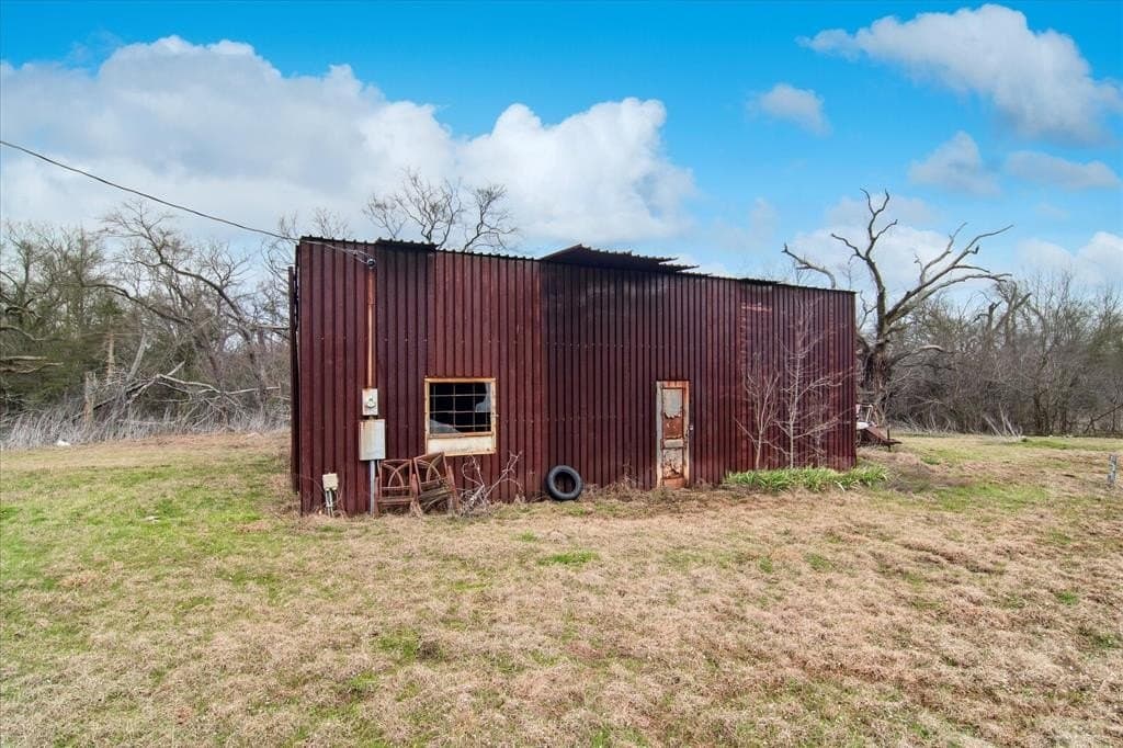 10.01 acres in Kaufman County - photo 3
