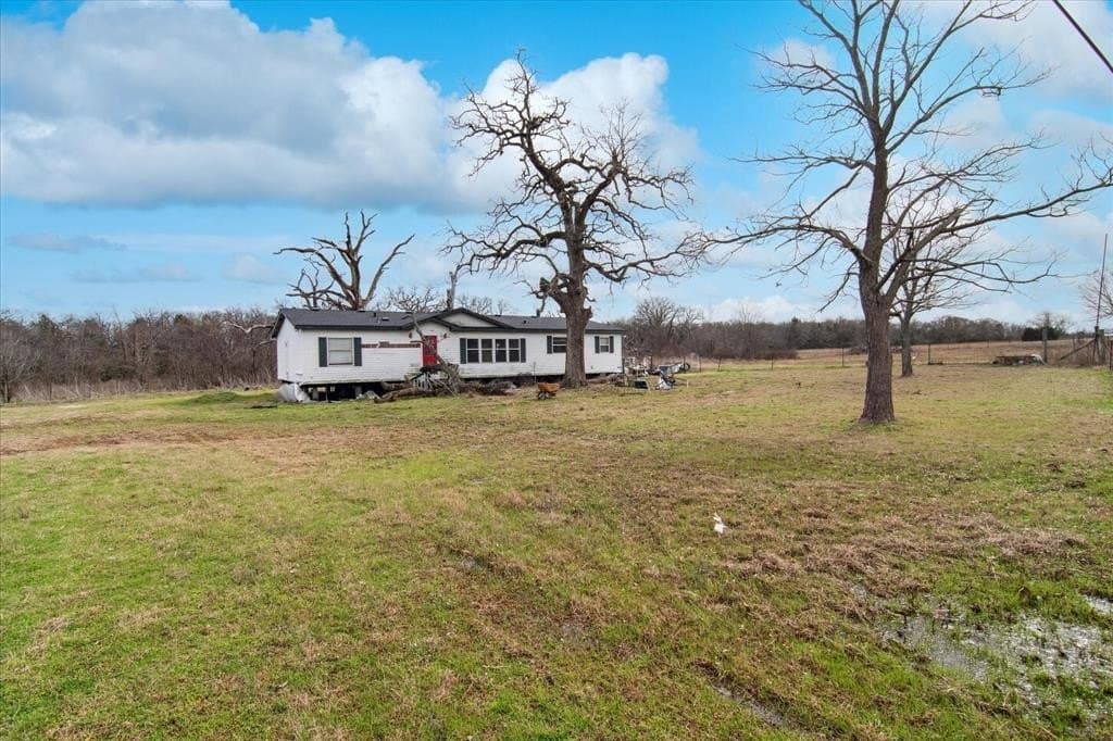 10.01 acres in Kaufman County - photo 5