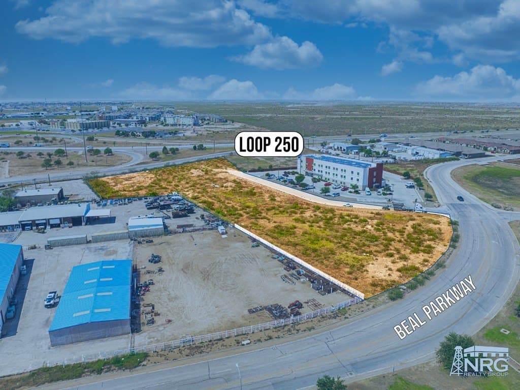 3.94 acres in Midland County - photo 2