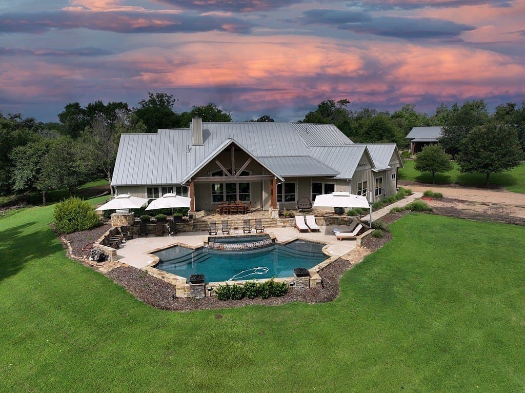 13.6 acres in Waller County - photo 4