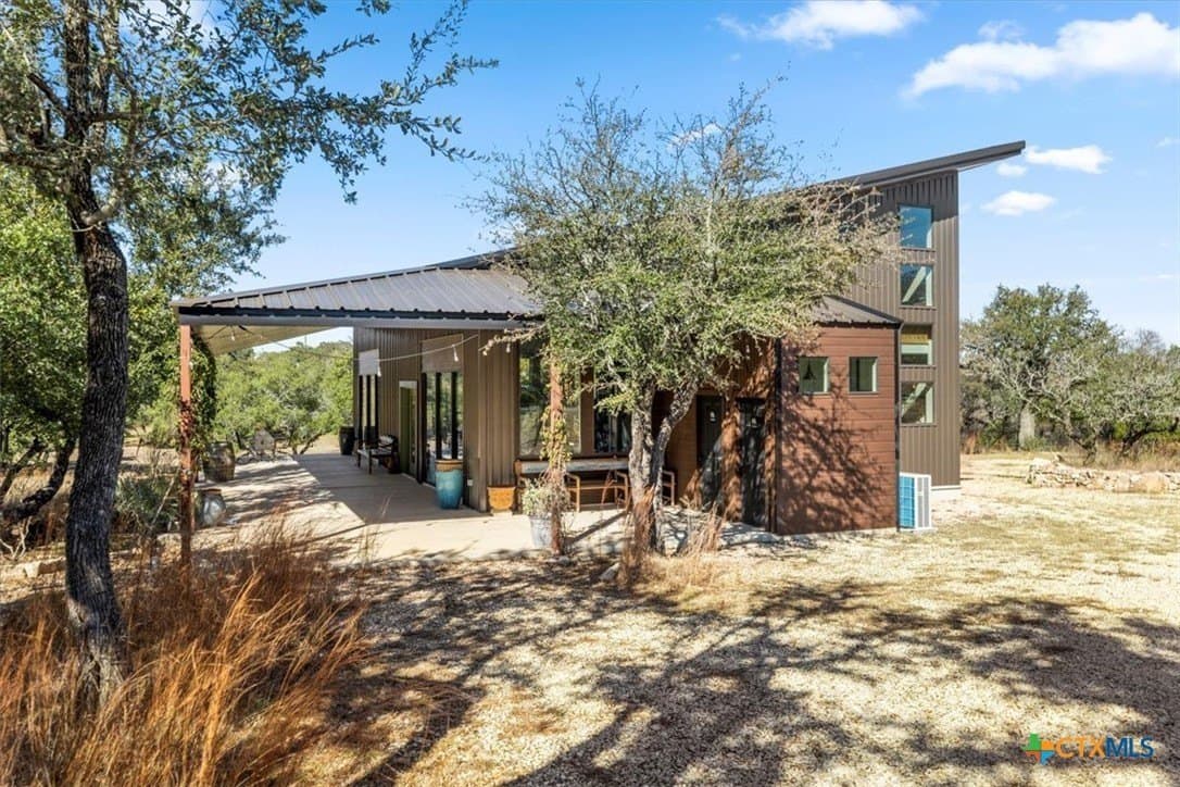 28.6 acres in Blanco County - photo 7