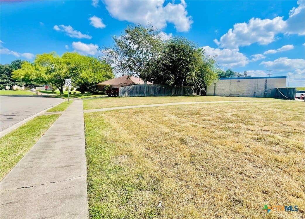 0.29 acres in Victoria County - photo 2