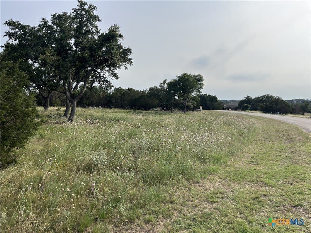 1.59 acres in Comal County - photo 2