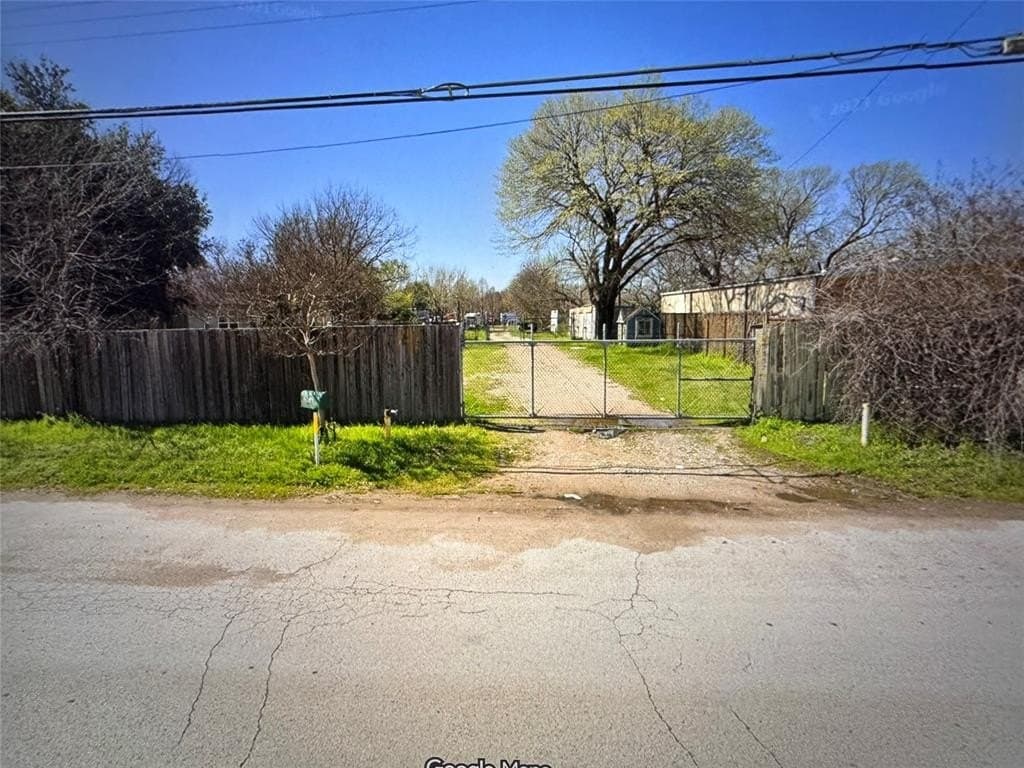 9157 S Central Expressway