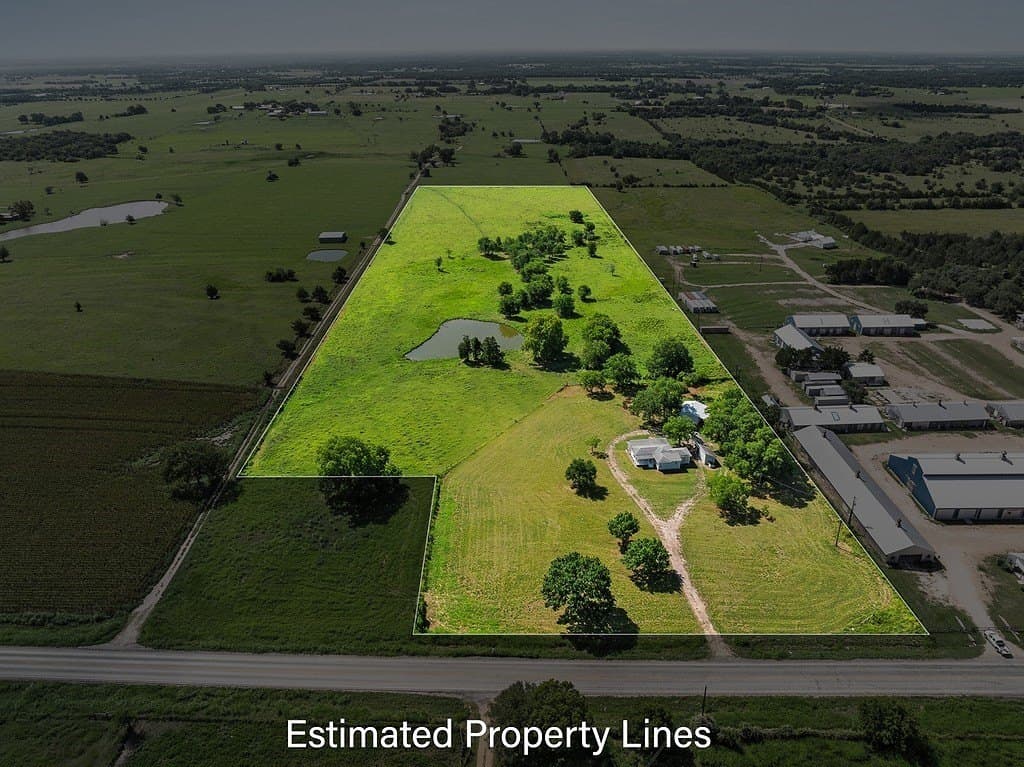 24.59 acres in Fayette County - photo 2