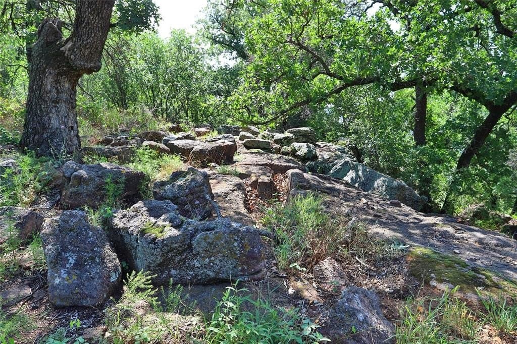 1.01 acres in Palo Pinto County - photo 11