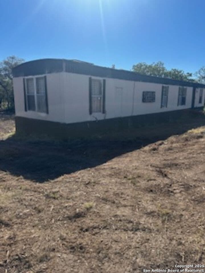 41.95 acres in Edwards County - photo 13