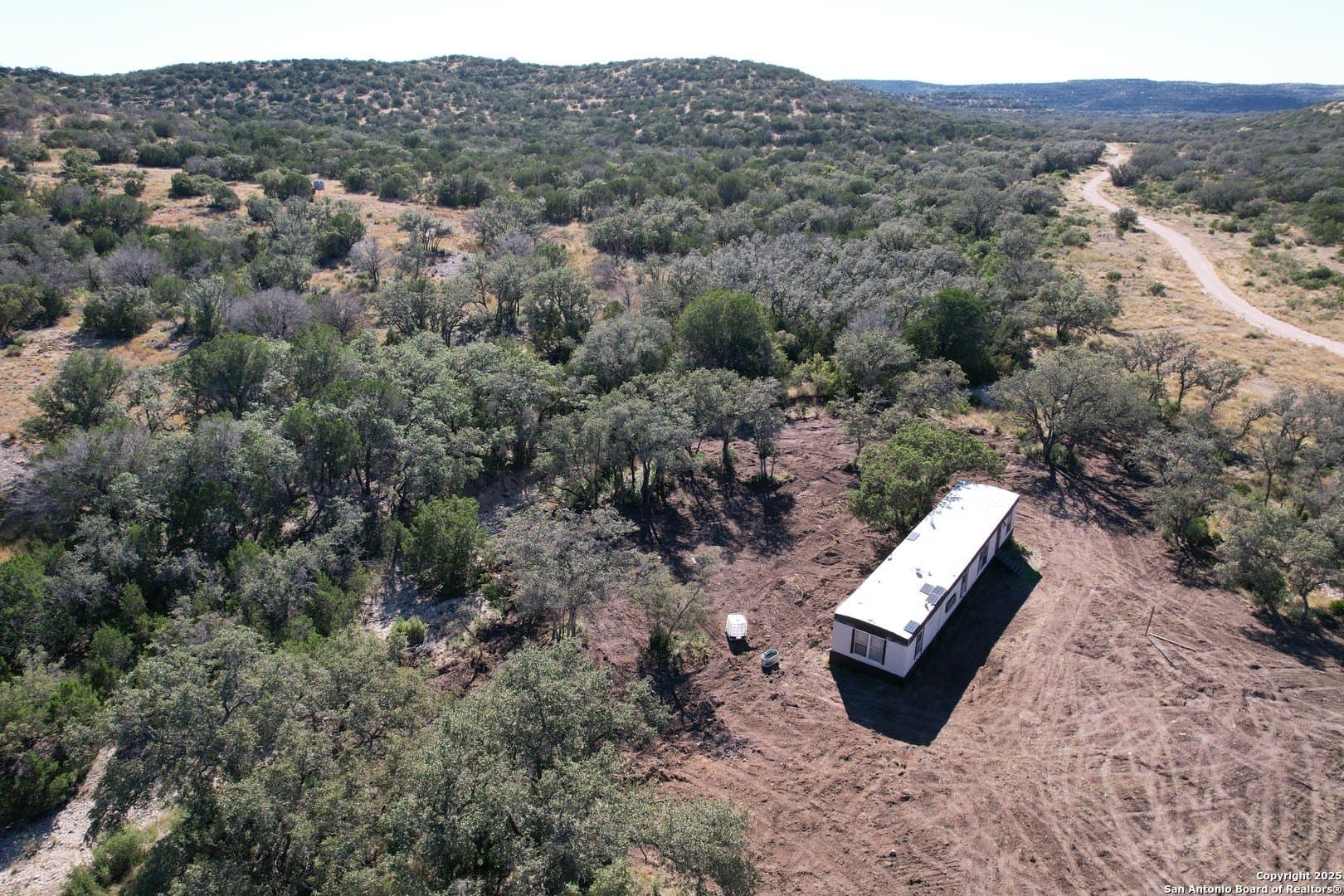 41.95 acres in Edwards County - photo 11