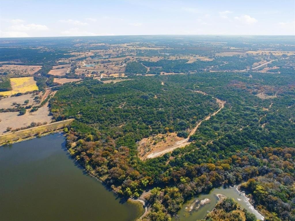 200 acres in Erath County - photo 11