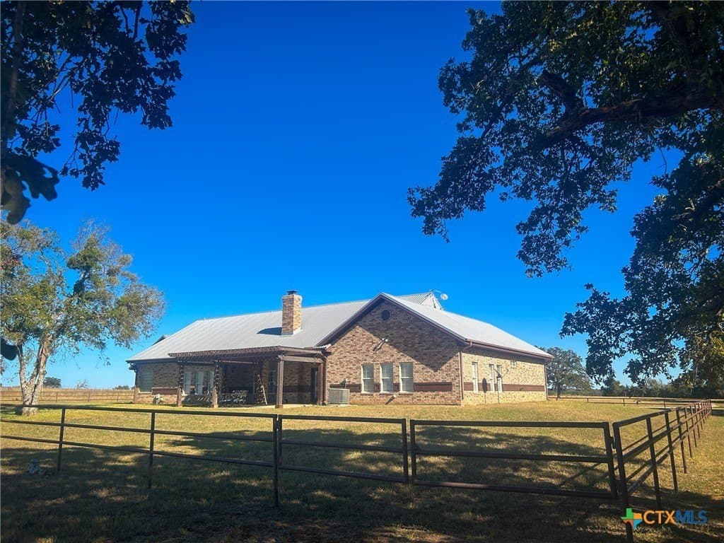 16.55 acres in Milam County - photo 3