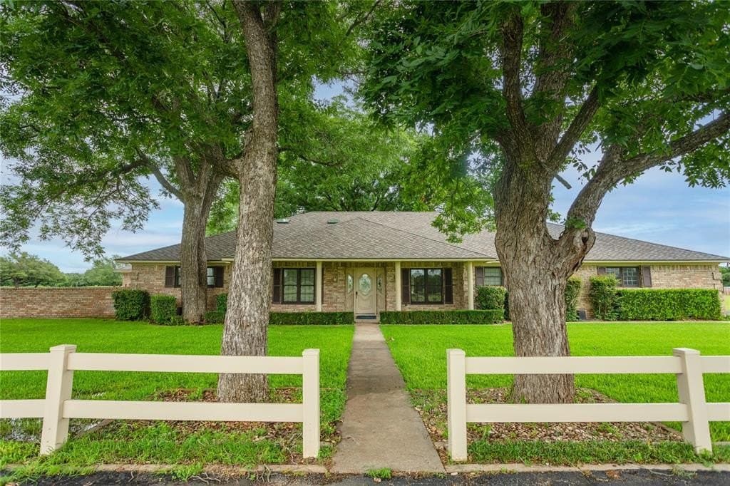 18.12 acres in Bosque County - photo 4