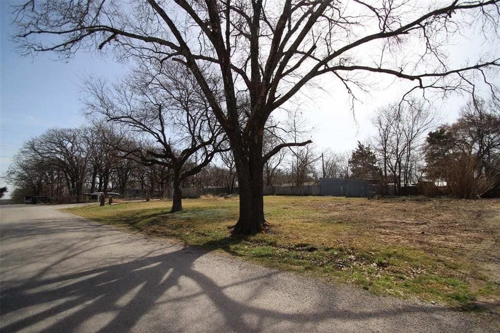 0.38 acres in Grayson County - photo 11