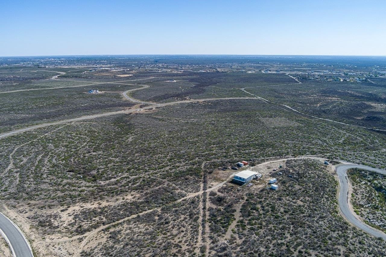 15.77 acres in Val Verde County - photo 17