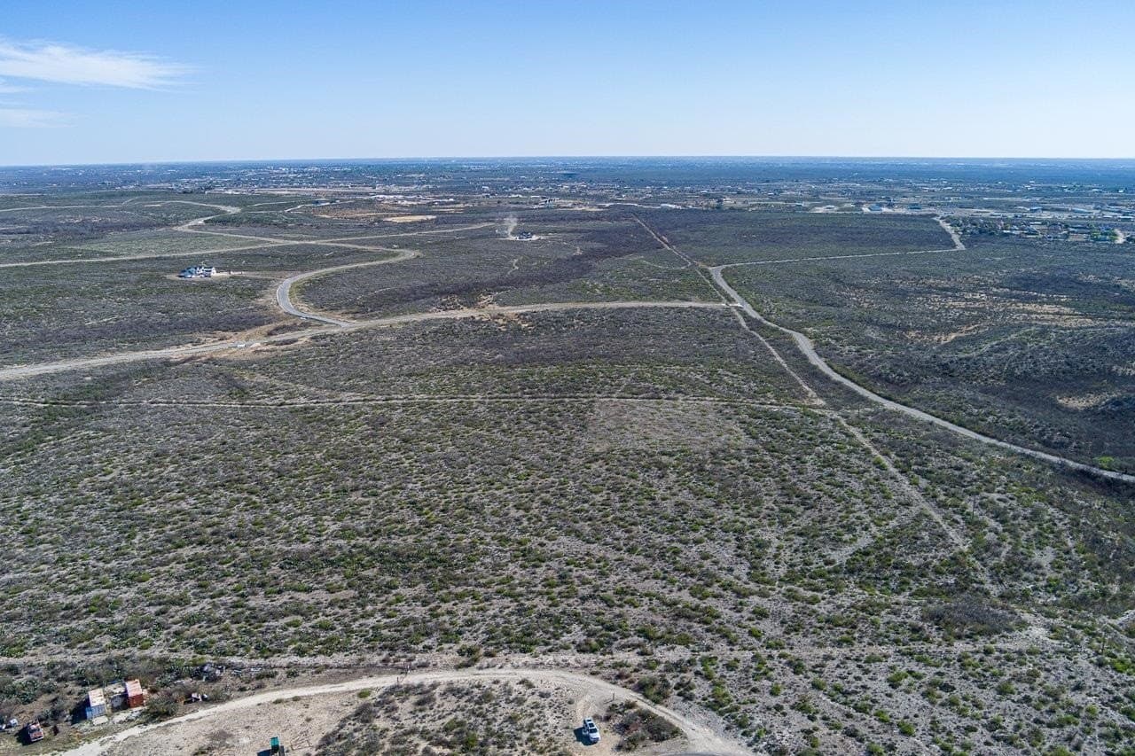 15.77 acres in Val Verde County - photo 3